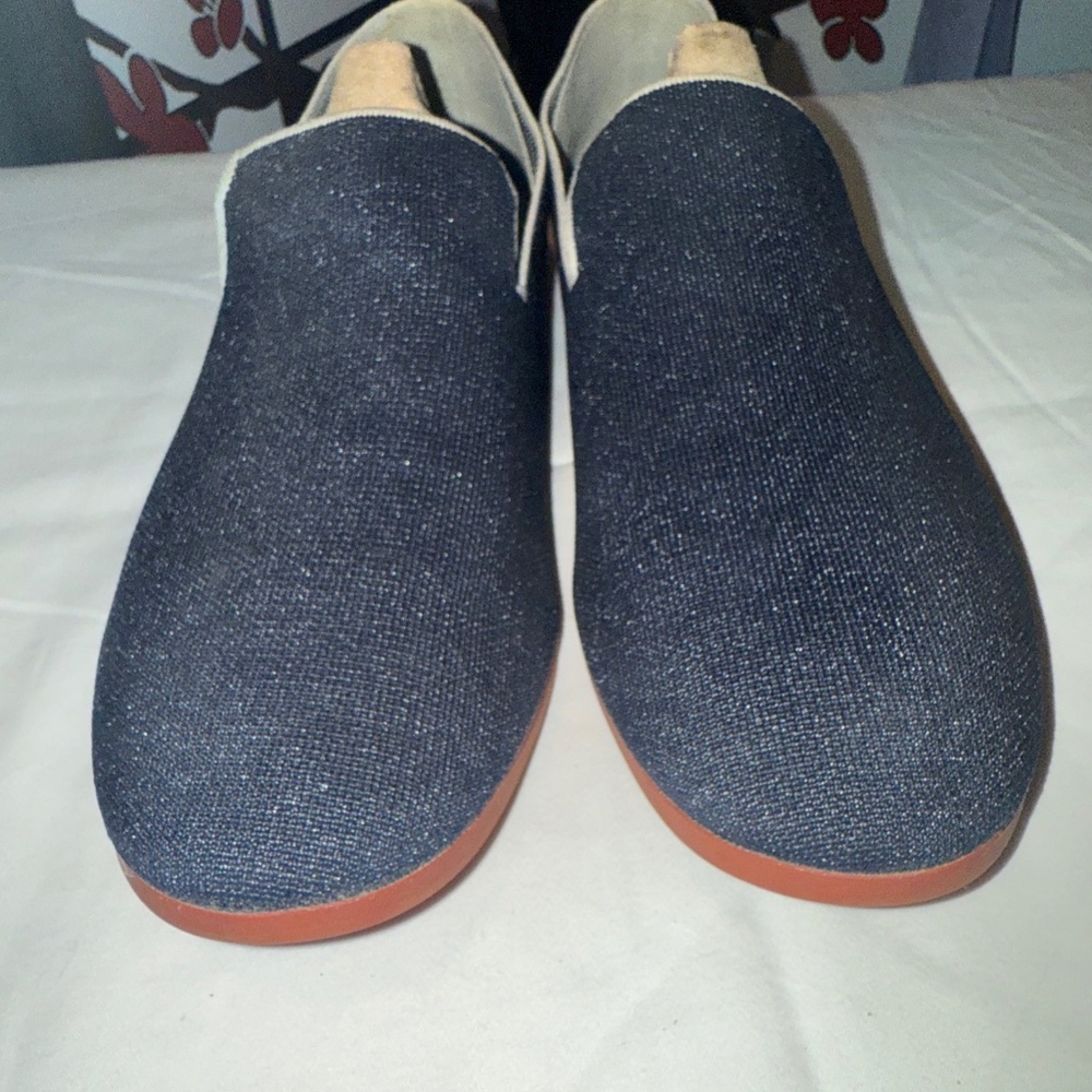 Glyph Knit Loafer Men's size 11 Flat Minimalist Blue Marlin Casual formal shoe